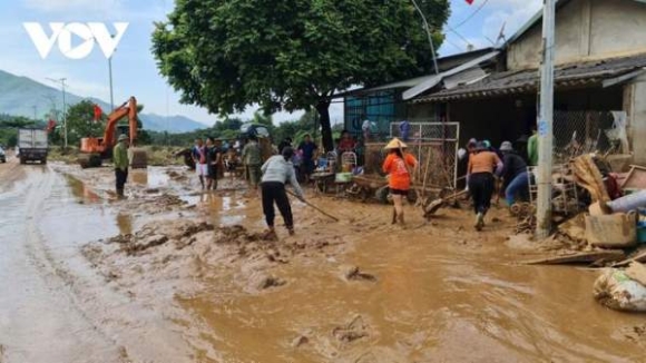 2 Hang Tram Nha Dan Bi Thiet Hai Do Mua Lu O Son La