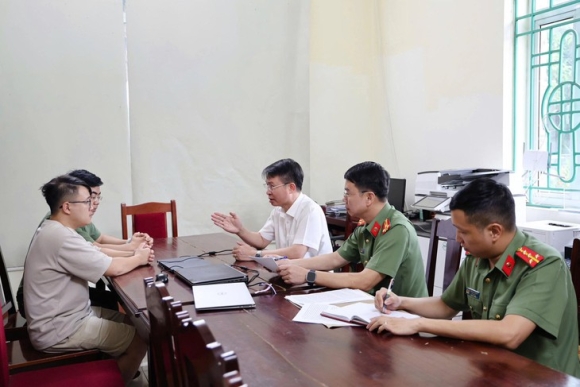 5 Triet Pha Nhom Lua Dao Mua Ban Tien Ao Xuyen Quoc Gia Quy Mo Hang Ti Usd