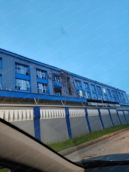 2 Ukraine Tan Cong Nha May San Xuat Linh Kien Ten Lua Nga O Arzamas