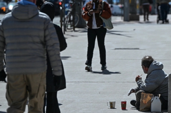 1 Khung Hoang Nha O Canada Co Nguy Co Tram Trong Hon