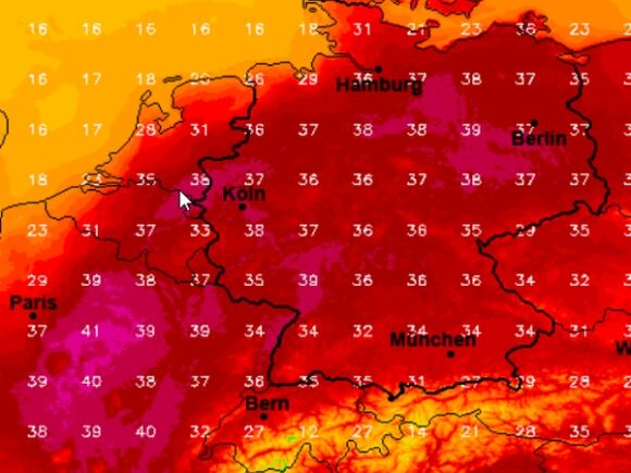 1 Duc Buoc Vao Dot Nang Nong Ky Luc Nhiet Do Tang Vot Tren Toan Quoc