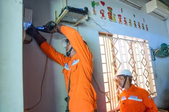 1 Evn Lo Luy Ke 44792 Ti Dong Bo Cong Thuong De Xuat Tinh Khoan Lo Vao Gia Ban Le Dien