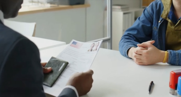 1 My Manh Tay Huy Hon 6000 Thi Thuc Du Hoc Sinh