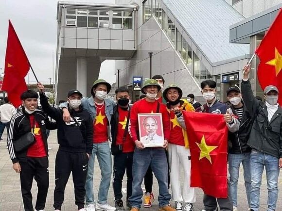 1 Nguoi Viet Tai Duc Lam Sao De Thay Doi Cach Nhin Va Nhan Duoc Su Ton Trong Tu Nguoi Duc