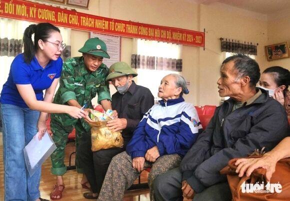 2 Ha Tinh Da So Tan Gan 10000 Nguoi Dan De Ung Pho Bao So 5