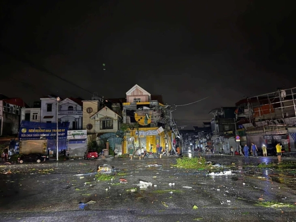 1 Loc Xoay Kinh Hoang Khoang 2 Phut Hang Tram Nha Dan Ninh Binh Hu Hai Giua Dem