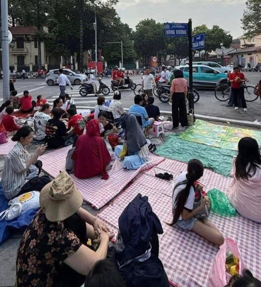 3 Duyet Binh Ngay Xua Va Ngay Nay Mot Tam Guong Phan Chieu Ca Dan Toc