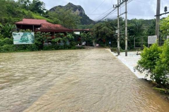 2 Nuoc Lu Tran Ve Chia Cat Nhieu Noi O Lang Son