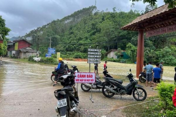 4 Nuoc Lu Tran Ve Chia Cat Nhieu Noi O Lang Son