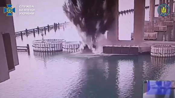 3 Crimea Phao Dai Dia Chinh Tri Cua Nga Doi Mat Nguy Co Sup Do Tu Ben Trong