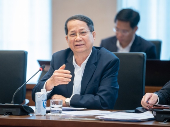 1 Chuyen Gia Noi Evn Phai Tu Chiu Chi Phi Neu Quan Ly Kem Khong The Tinh Vao Gia Dien