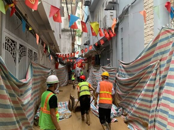 1 May Dao Ham Metro Nhon   Ga Ha Noi Lai Gay Phun Trao Bun O Pho Giang Van Minh