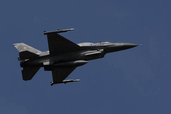 2 Ba Lan Xac Nhan May Bay Khong Nguoi Lai Nga Xam Nhap Khong Phan Tiem Kich Duoc Dieu Dong Danh Chan