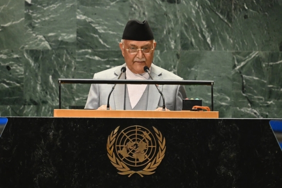 1 Quan Chuc Cong San Nepal Tu Chuc Sau Lan Song Bieu Tinh Du Doi