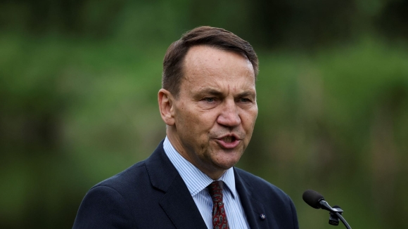 3 Trump Im Lang Truoc Vu May Bay Khong Nguoi Lai Nga Xam Pham Khong Phan Ba Lan Nato Bao Dong Uy Tin Tong Thong My Lung Lay