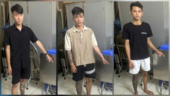 1 Bat Khan Cap Ba Nam Thanh Nien 17 18 Tuoi Chuyen Giat Ban Bay Do Cung O Tphcm