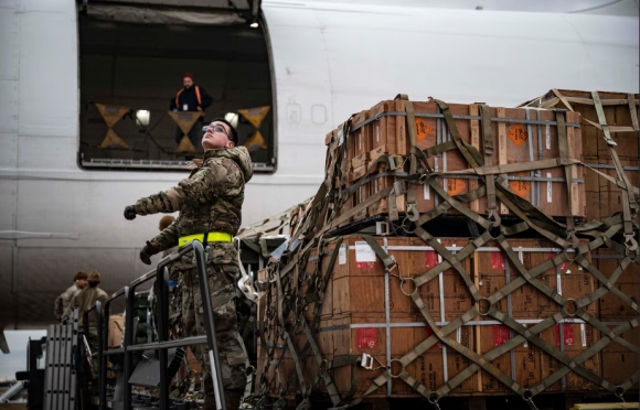 1 Chinh Quyen Trump Phe Duyet Goi Vien Tro Vu Khi Dau Tien Cho Ukraine