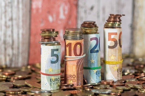 1 Hon 15 Trieu Euro Tien Gia Bi Phat Hien Tai Bremen Mot Trong Nhung Vu Lon Nhat O Duc