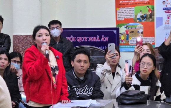 6 Vu Thong Tin Thuc Pham Ban Vao Truong Hoc Nghe Hieu Truong Noi Phu Huynh Day Song