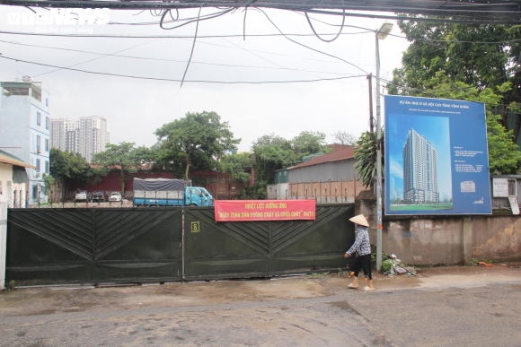 1 Mua Nha O Xa Hoi Kho Nhu Len Troi