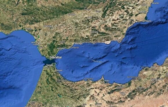 2 Tau Ngam Kilo Cua Nga Gap Su Co Nghiem Trong O Dia Trung Hai Nguy Co Phat No Va Tham Hoa Moi Truong