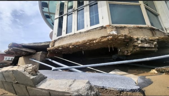 1 Bao Lot Tran Nhung Gian Doi Trong Xay Dung Biet Thu Tien Ty Lo Mong Yeu Ot