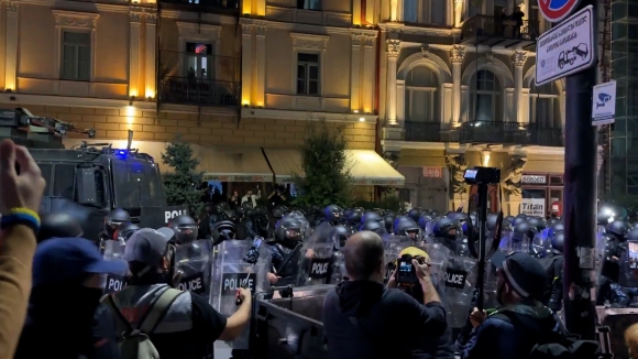 1 Bung Phat Cang Thang Tai Georgia Nguoi Bieu Tinh Tran Vao Dinh Tong Thong O Tbilisi