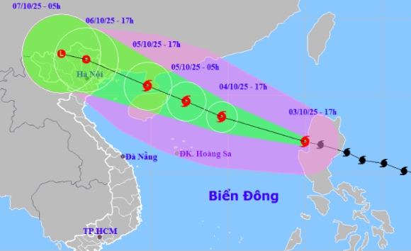 2 Ha Noi Mua Lon Trong Bao So 11 Nguy Co Ngap Lut Tro Lai