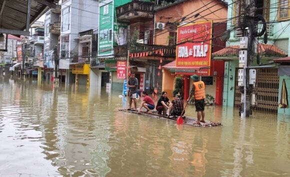 3 Quan Doi Dieu Truc Thang Hon 30000 Bo Doi Cuu Tro Vung Lut