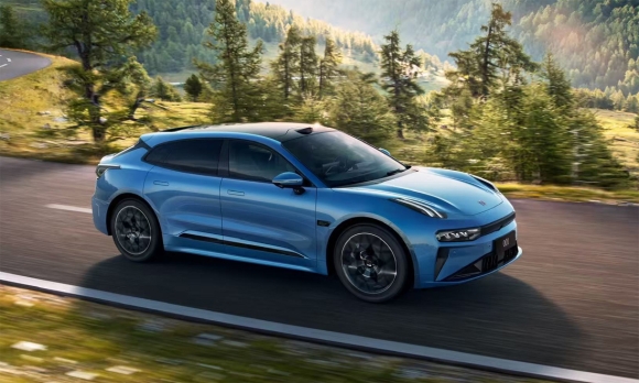 2 Xe Dien Trung Quoc Sac Nhanh Nhu Do Xang Nhanh Nhat The Gioi