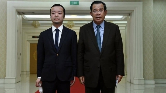 2 My Truy To Chu Tich Tap Doan O Campuchia Ve Toi Lua Dao Rua Tien