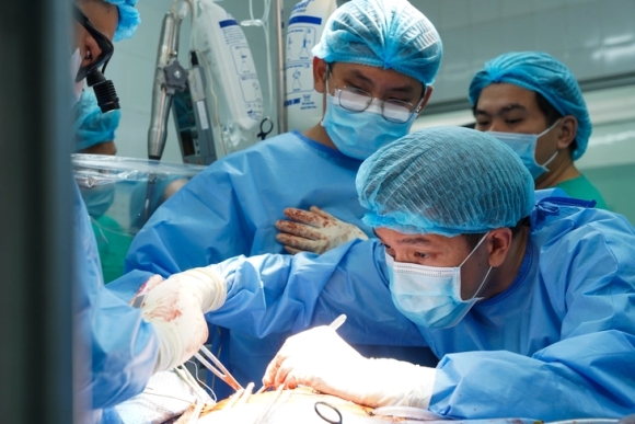2 Lan Dau Tien Benh Vien Thong Nhat Ghep Tim Thanh Cong Tu Nguoi Cho Chet Nao