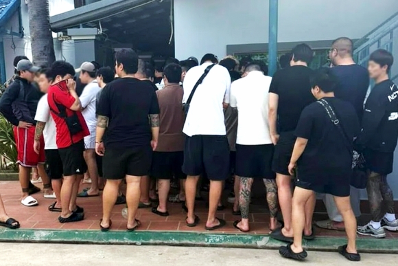 1 Campuchia Lai Bat Them 57 Nguoi Han Quoc Va 29 Nguoi Trung Quoc Nghi Dinh Liu Lua Dao