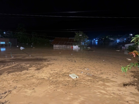 2 Quoc Lo 20 Dan Vao Da Lat Ngap Sau Do Mua Lon