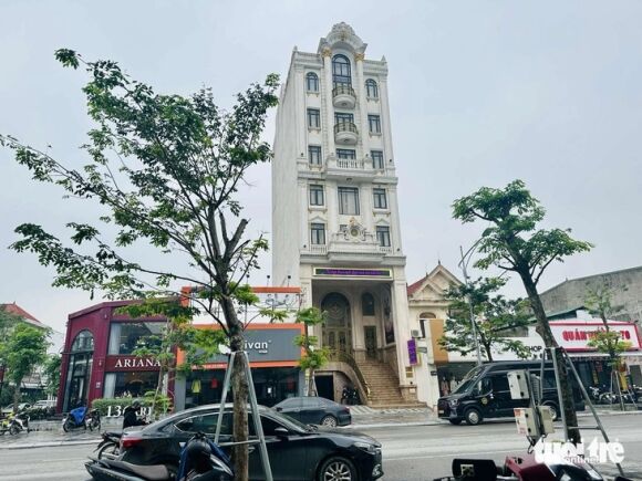 7 Cong An Xuat Hien Tai He Thong Tham My Vien Mailisa Nhieu Tinh Thanh