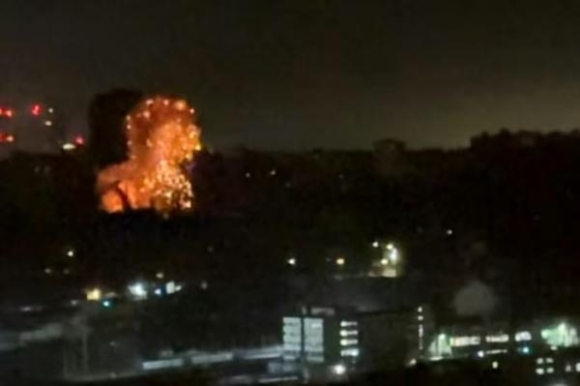 3 Nga   Ukraine Tan Cong Qua Lai Kiev Rung Chuyen Kho Dau Novorossiysk O Nga Boc Chay