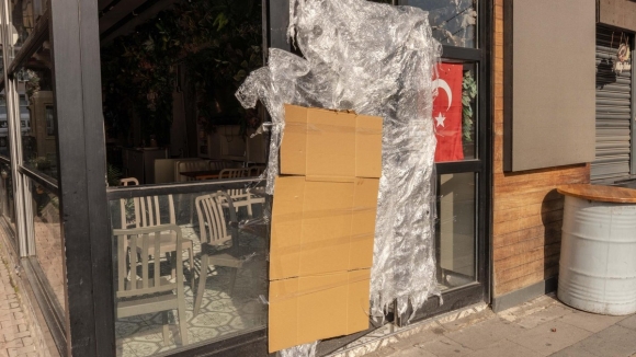 1 Gia Dinh Nguoi Duc Tu Vong Tai Istanbul Vi Nghi Ngo Doc Thuc Pham Nhieu Du Khach Khac Nhap Vien