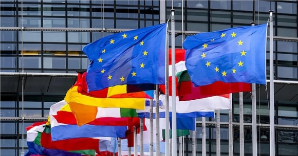 1 Eu Du Kien Cat Giam Du Bao Tang Truong Kinh Te 2026