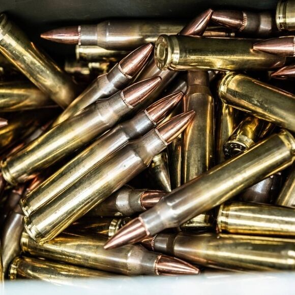 1 Quan Doi Duc Mat Gan 20000 Vien Dan Sau Khi Tai Xe Ngu Qua Dem Tai Khach San