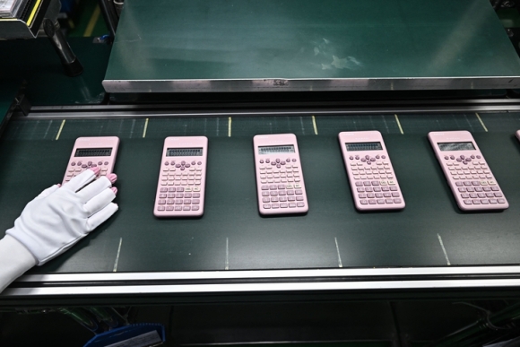 2 Vi Sao May Tinh Cam Tay Van Song Khoe Du Ai Ngay Cang Thong Minh