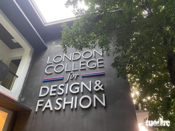 1 Vu Bang Dai Hoc Nuoc Ngoai Khong Duoc Cong Nhan Nguoi Hoc Can Hang Rao Bao Ve