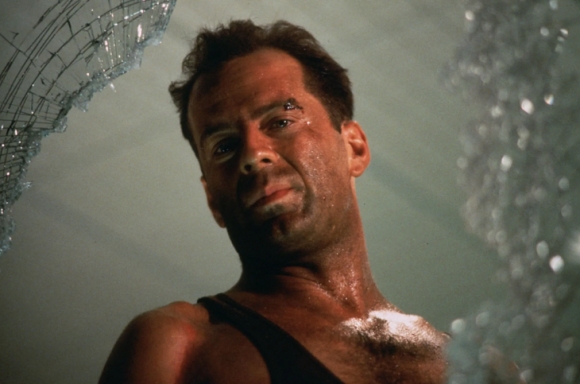 2 Giang Sinh Nay Xem Gi Ngoai Nhung Bo Phim Noel Quen Thuoc