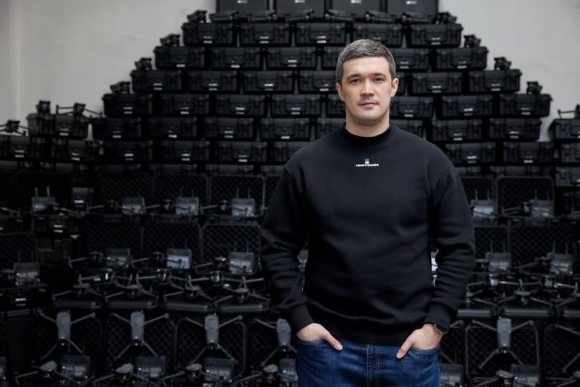 1 Tan Bo Truong Quoc Phong Mykhailo Fedorov Va Buoc Ngoat So Hoa Quan Doi Ukraine