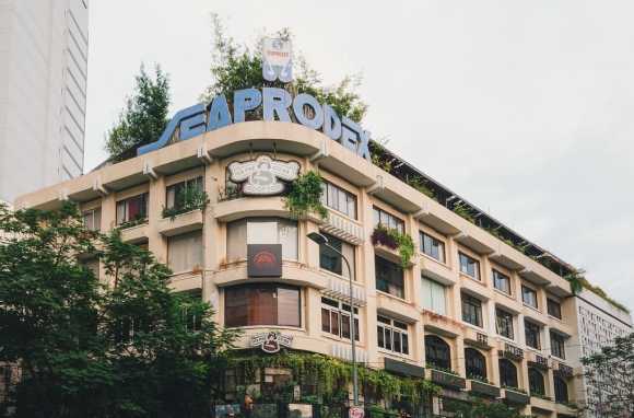 2 Trai Dang Cua Novaland   Vua Chi 1400 Ty Gian Tiep Thau Tom Do Hop Ha Long Thi Vuong Lum Xum Thit Ban