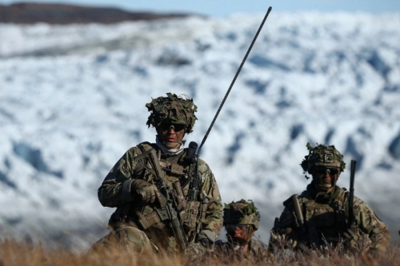 1 Thong Diep Cua Chau Au Khi Dieu Binh Si Den Greenland