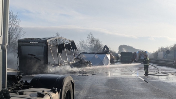 1 Canh Bao Dong Bang Nguy Hiem Tai Nordrhein Westfalen Nhieu Tai Nan Tham Khoc Gay Thuong Vong Lon