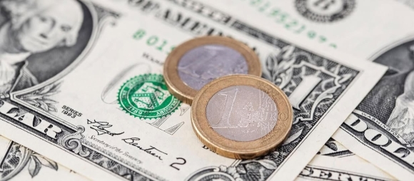 1 Dong Usd Lien Tuc Mat Gia Khi Niem Tin Vao Chinh Sach Cua Tong Thong Donald Trump Sut Giam