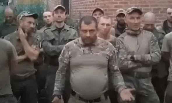 1 eu can nhac lenh cam nhap canh doi voi 15 trieu chien binh nga