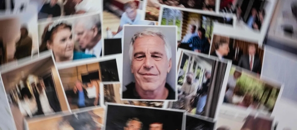 1 Be Boi Epstein Cac Chinh Tri Gia Chau Au Yeu Cau Mo Cuoc Dieu Tra Dien Rong