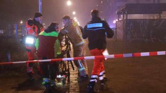 2 Chay Chung Cu Cao Tang Tai Berlin Khien Mot Tre Em Tu Vong